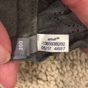 aerie Intimates & Sleepwear - Aerie 30D plunge push-up bra aerie Intimates & Sleepwear - Aerie 30D plunge push-up bra